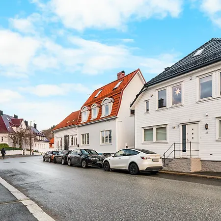 - Stylish & Cozy Bergen