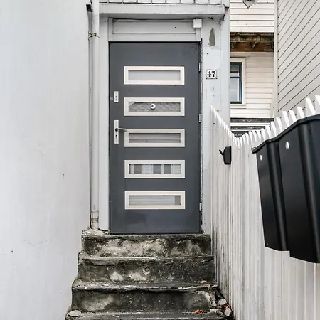 - Stylish & Cozy Bergen
