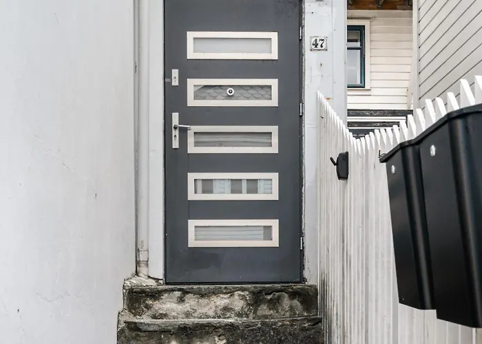 - Stylish & Cozy Bergen