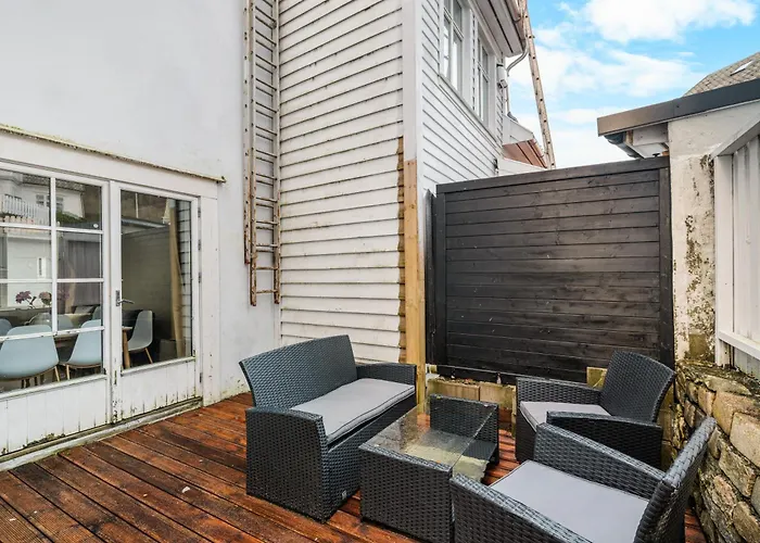 - Stylish & Cozy * ברגן